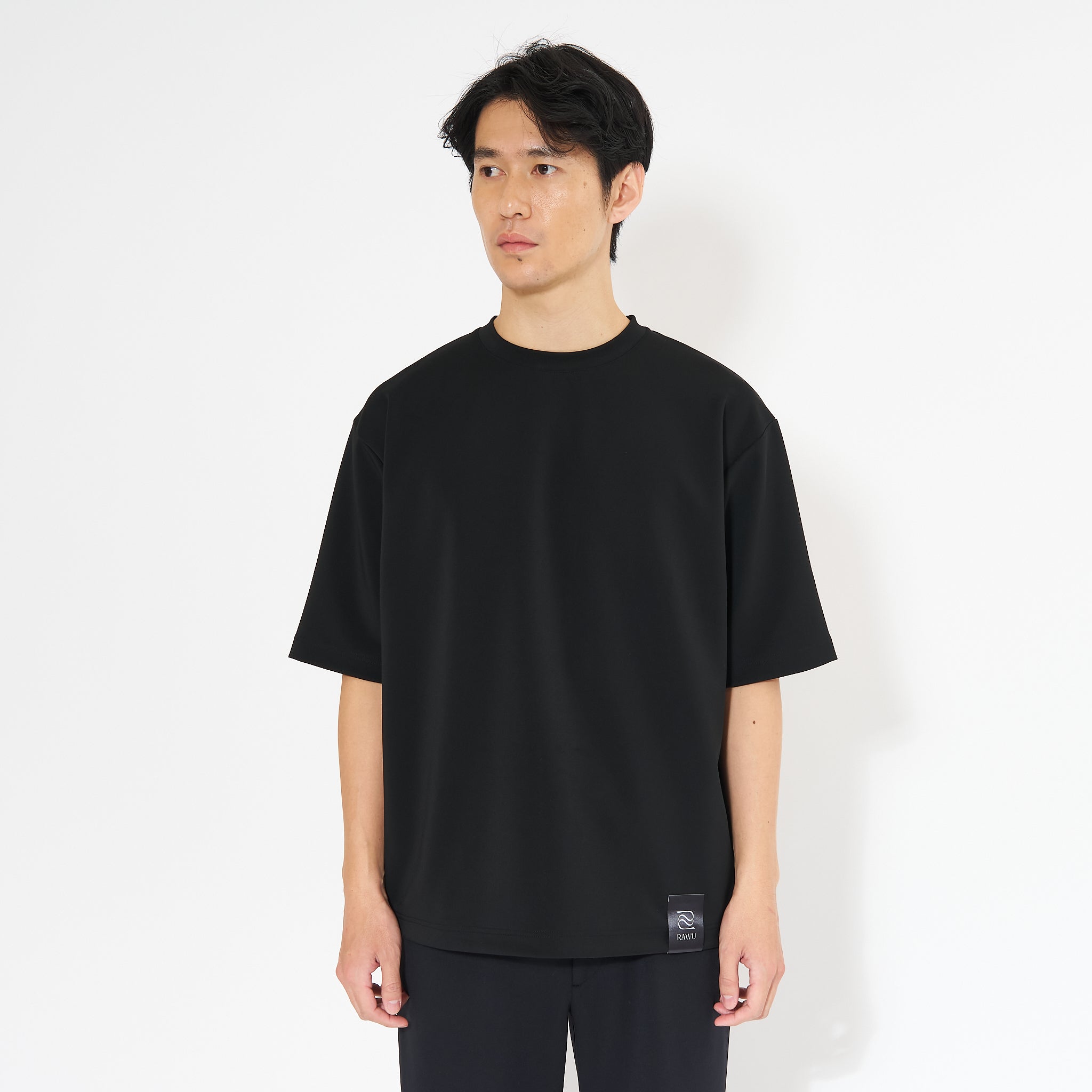 シルエットTシャツ