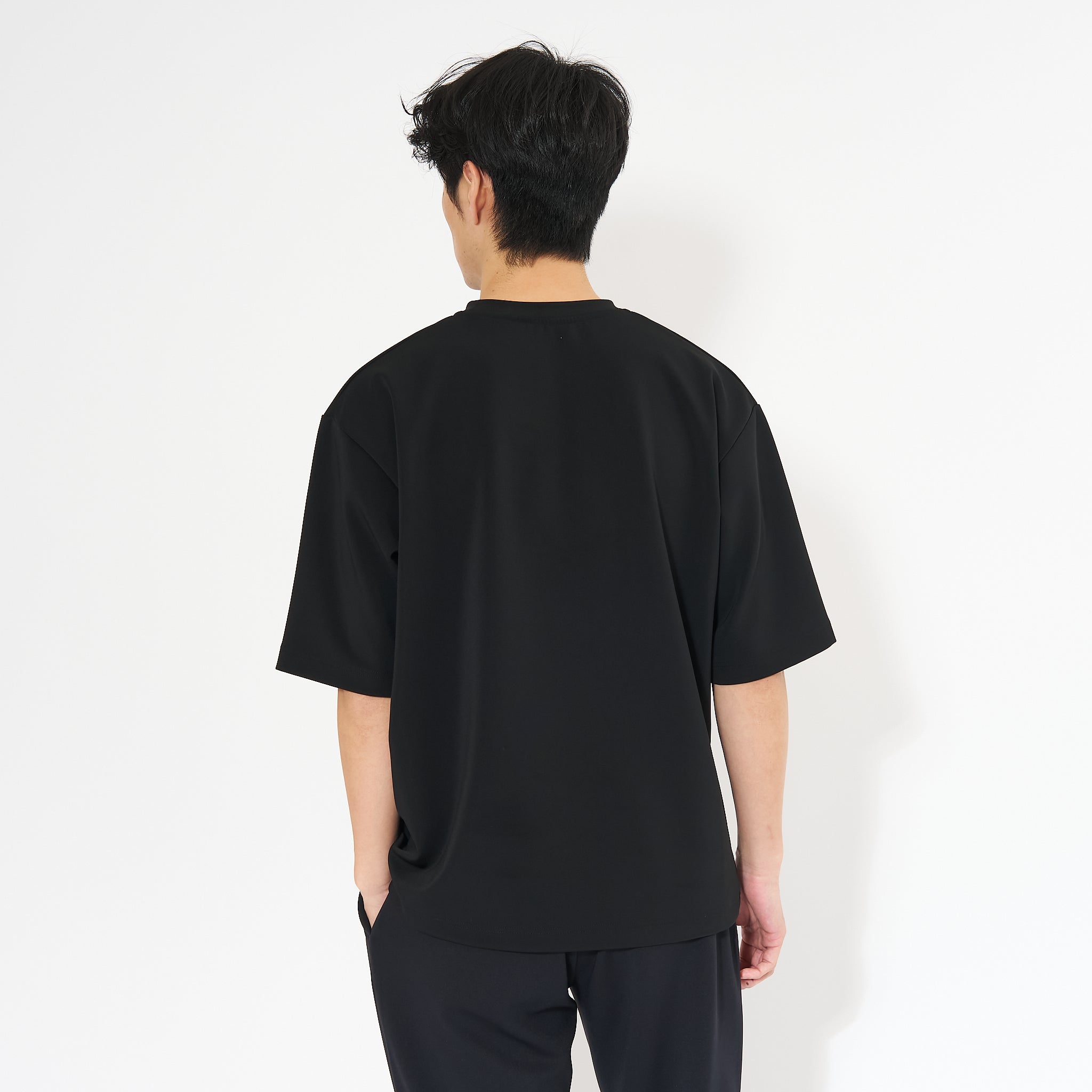 シルエットTシャツ