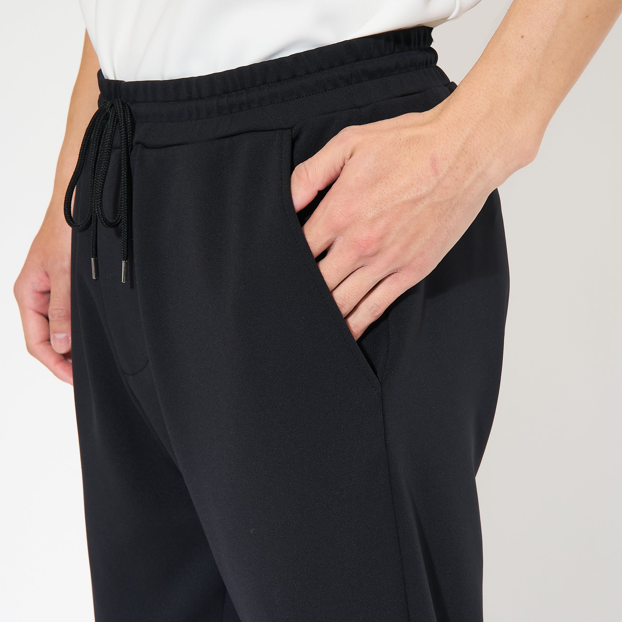 ジョガーパンツ