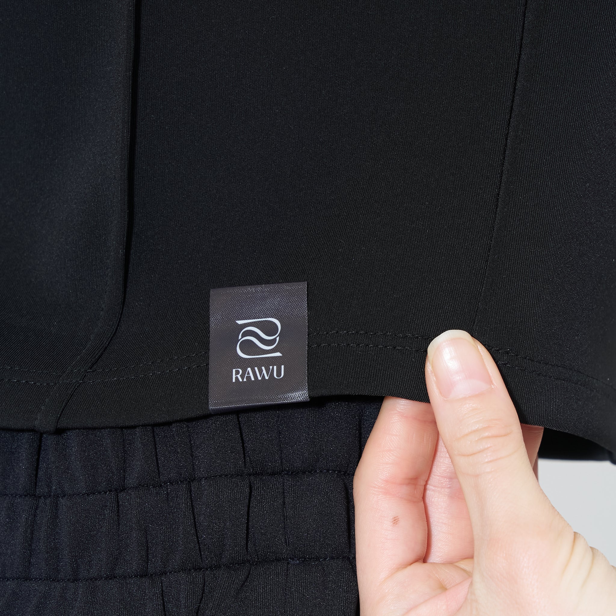 ラインクロップド Tシャツ