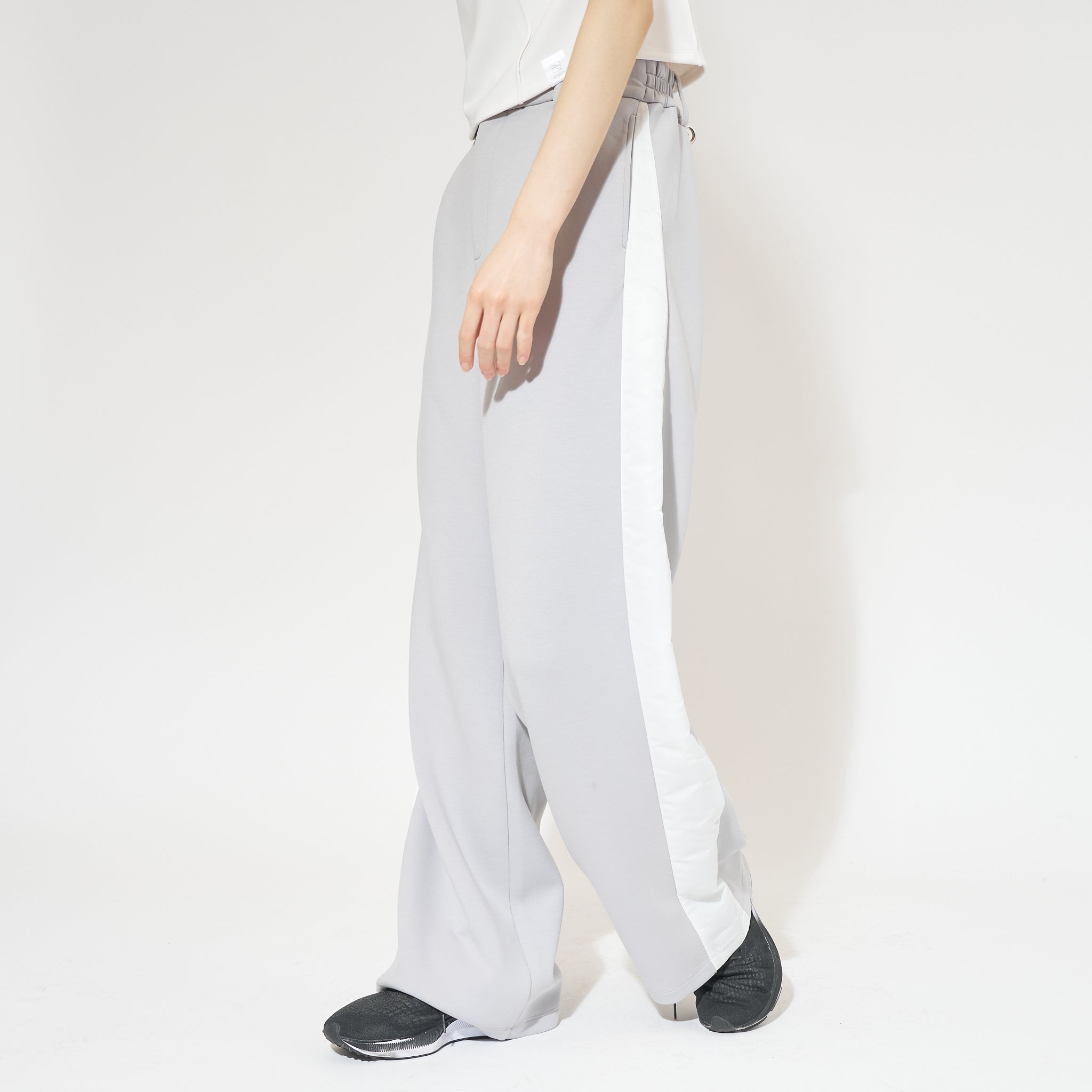 ナイロンラインワイドパンツ（セットアップ可）