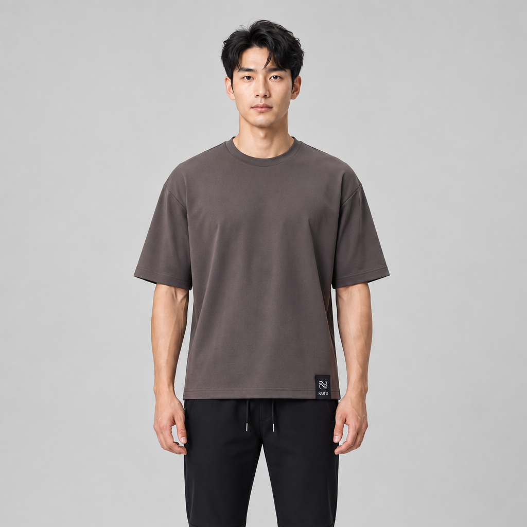 シルエットTシャツ